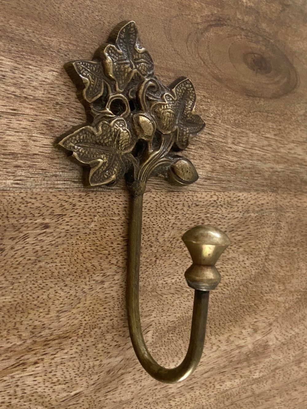 Vintage Brass Ivy Leaf Wall Hook Acorn Coat Hat Towel Hook